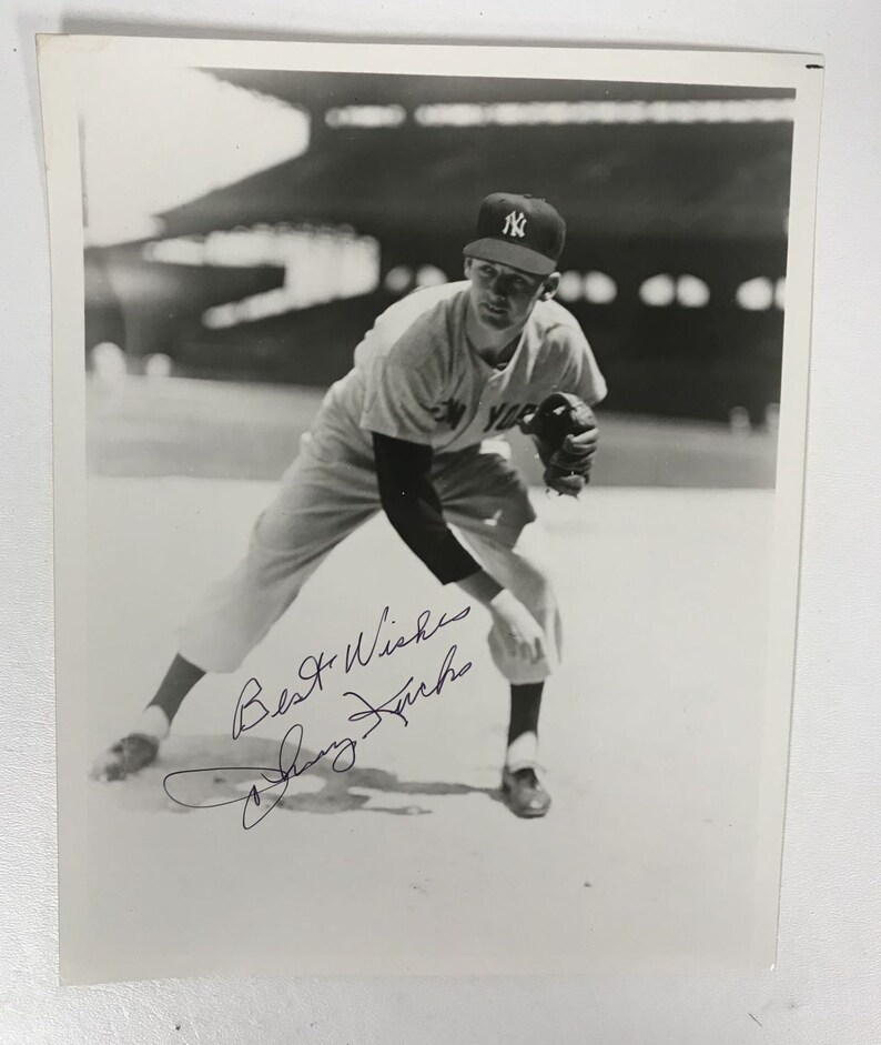 Johnny Kucks (d. 2013) Signed Autographed Vintage Glossy 8x10 Photo Poster painting - New York Yankees