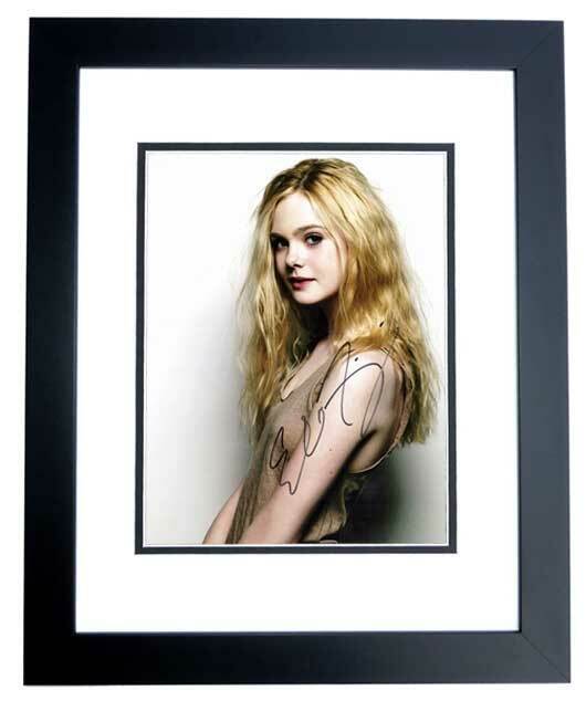 Elle Fanning Signed - Autographed Actress 8x10 inch Photo Poster painting - FRAMED