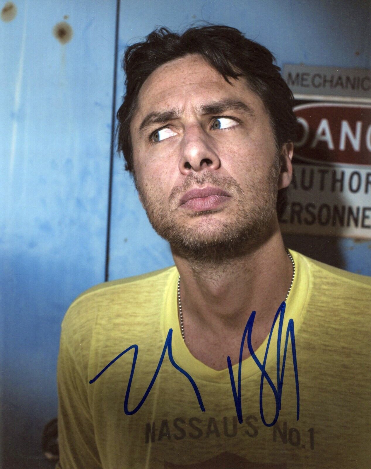 ZACH BRAFF Authentic Hand-Signed Scrubs - Dr. John 'J.D.' Dorian