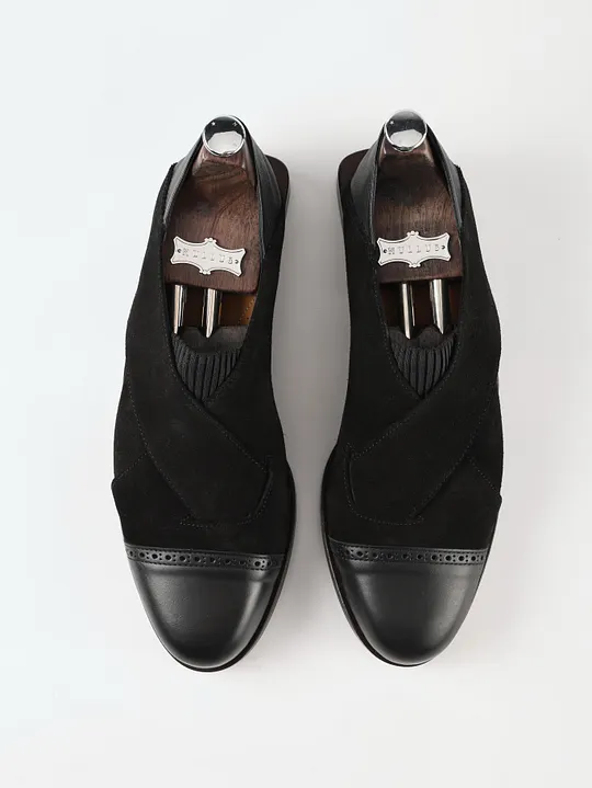 FOOTWEAR