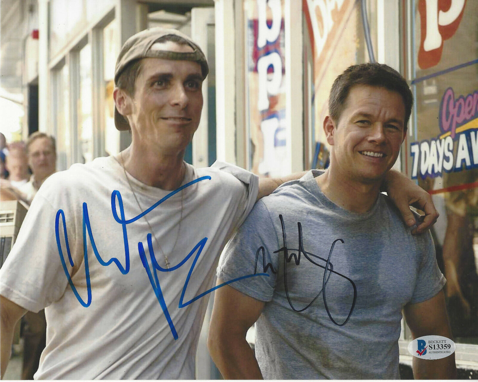 CHRISTIAN BALE & MARK WAHLBERG SIGNED 'THE FIGHTER' 8x10 Photo Poster painting BECKETT COA BAS