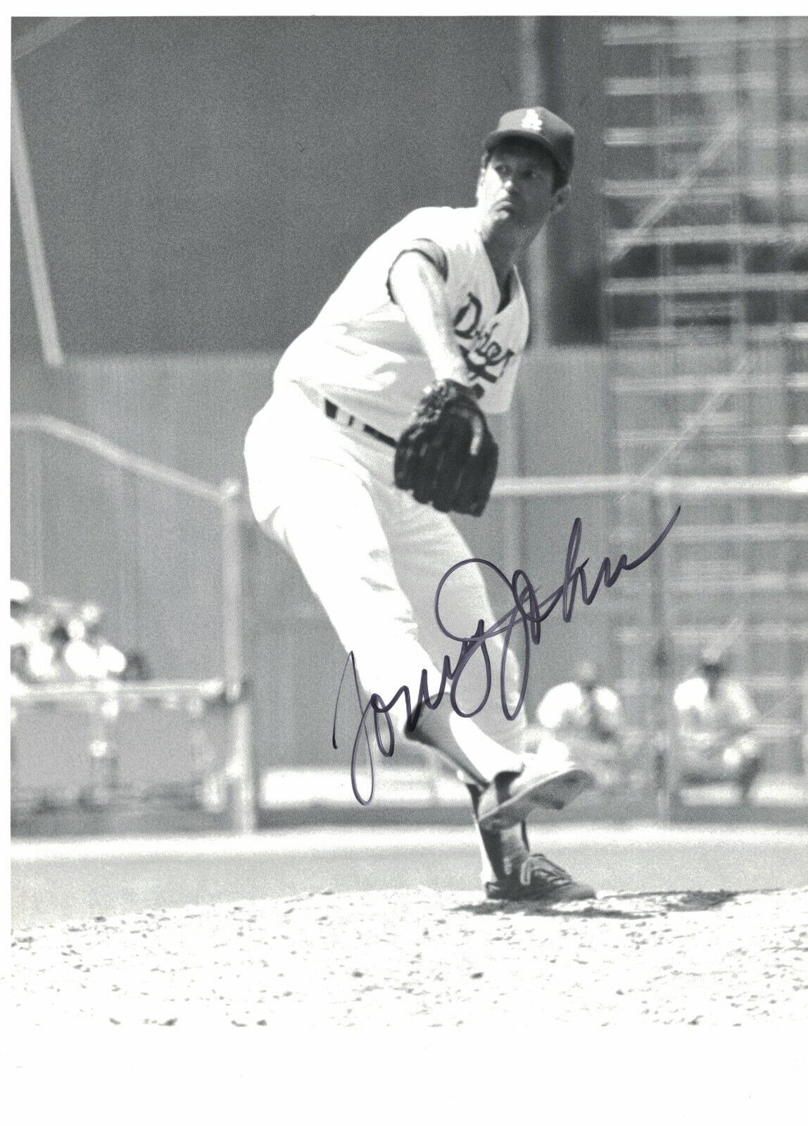 Tommy John Signed Autographed 8x10 Photo Poster painting Los Angeles Dodgers Vintage D