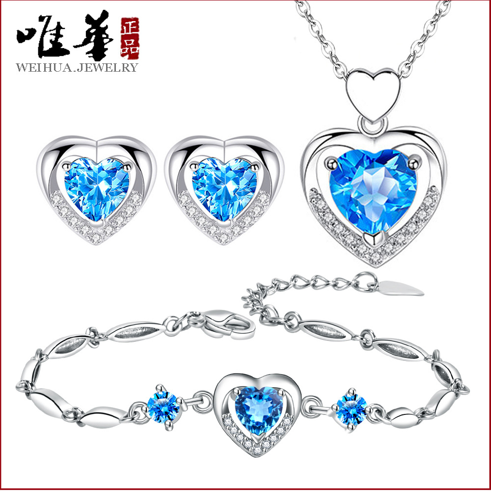 Ocean Eternal Heart Necklace Women's Korean Style Light Luxury Niche Love Shape Pendant Necklace Earrings Bracelet Three-Piece Set