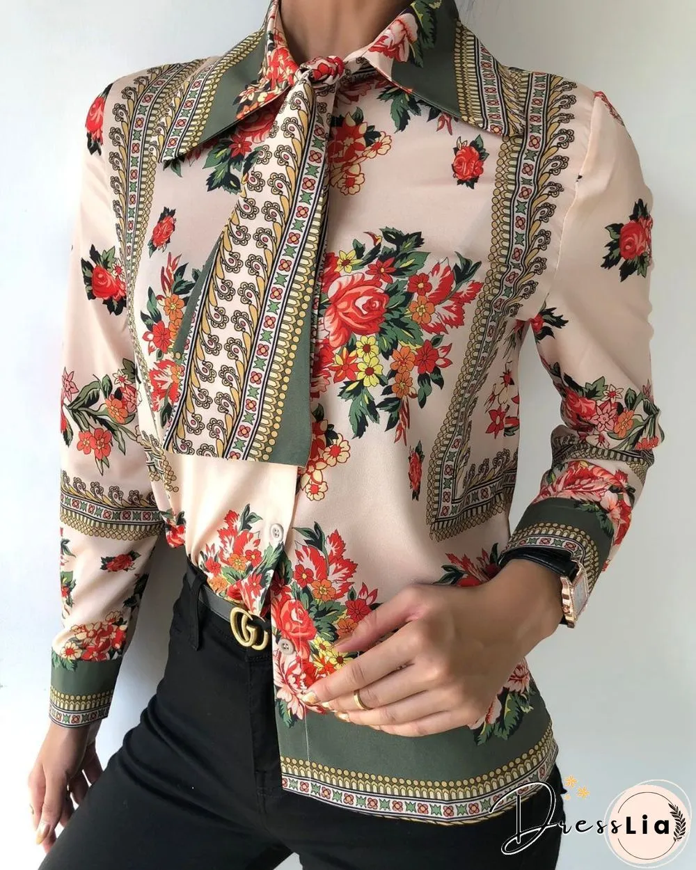 Tie Neck Scarf Print  Casual Shirt P15965