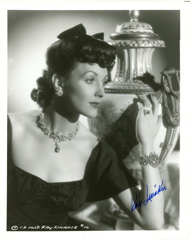 Stunning KAY LINAKER Signed Photo Poster painting