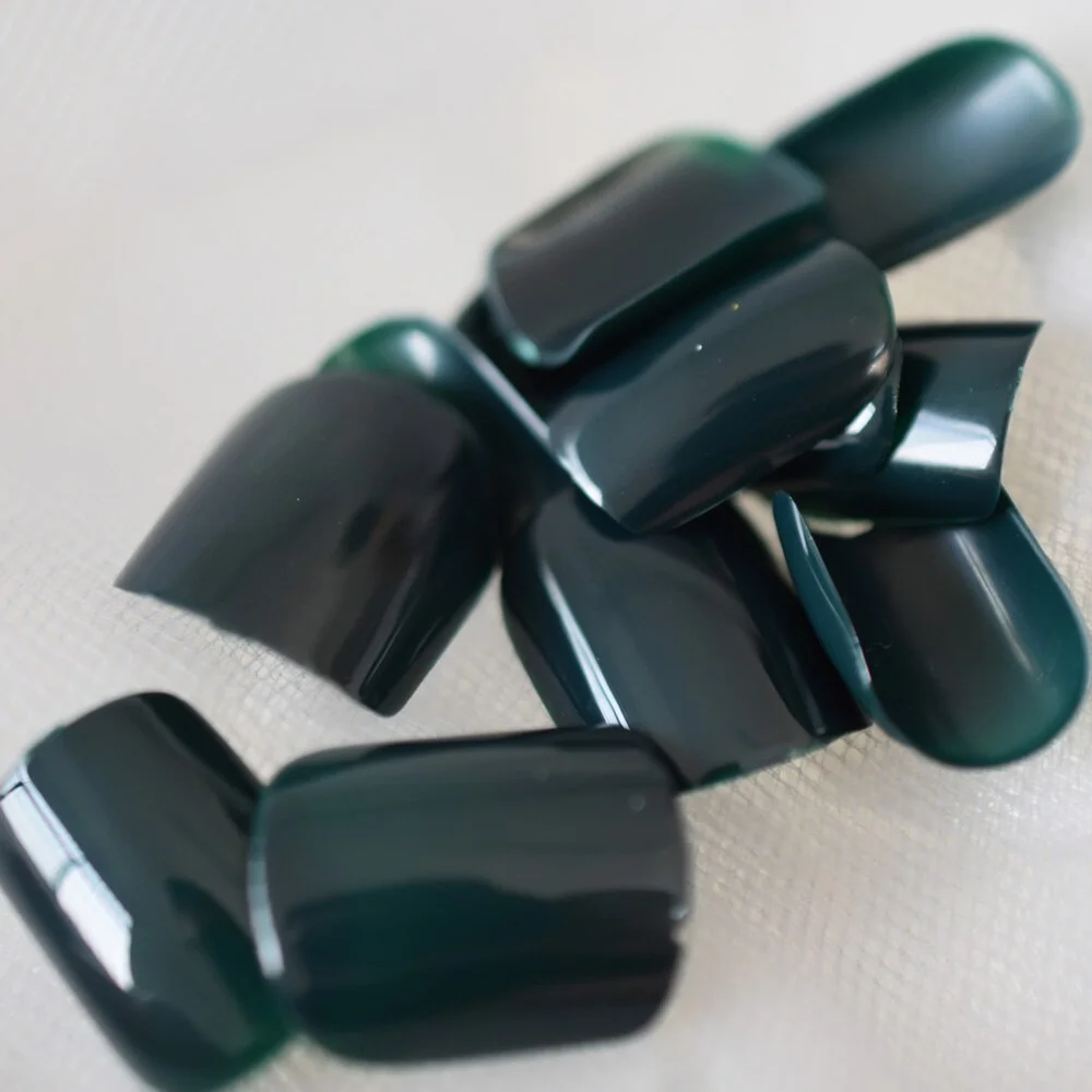 24PCS Short Squoval Dark Pure Color Nail Set Art Full Cover Fack Nails Charming Gels Nail Wholesale-Nail Inspo