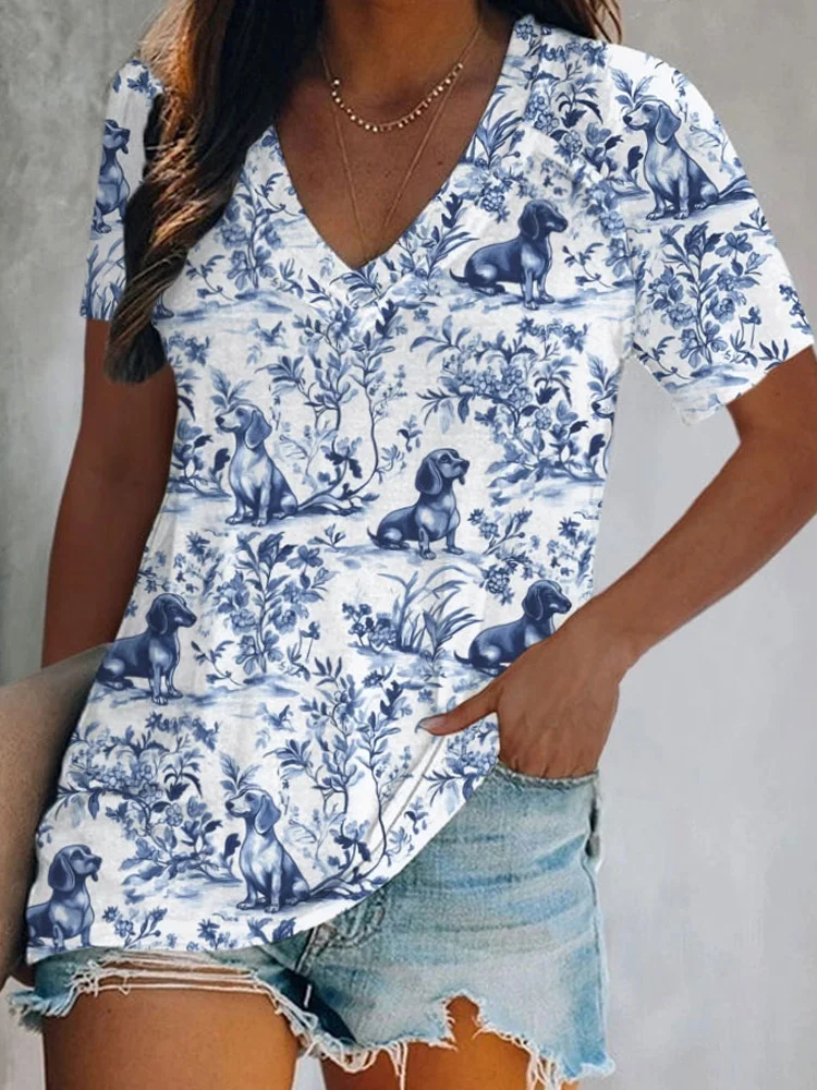 Simpfit T-Shirts mit V-Ausschnitt und Dackel-Print für Damen