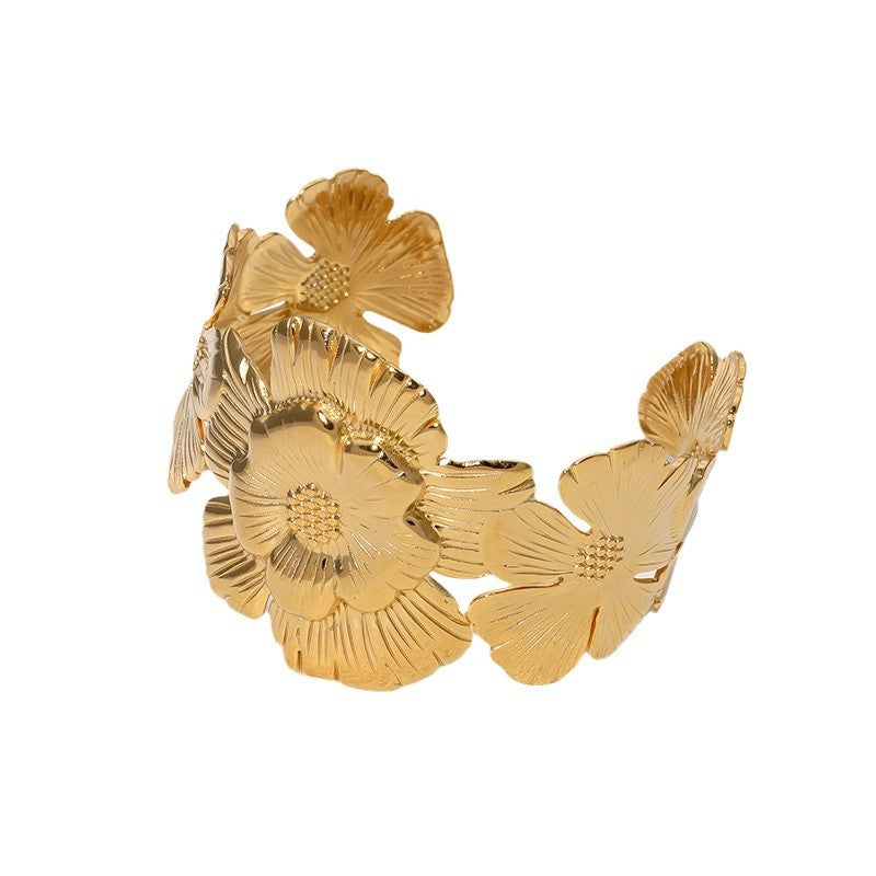 Retro Elegant Gold-Plated Open Bracelet Exaggerated Design Flower Stainless Steel Bracelet