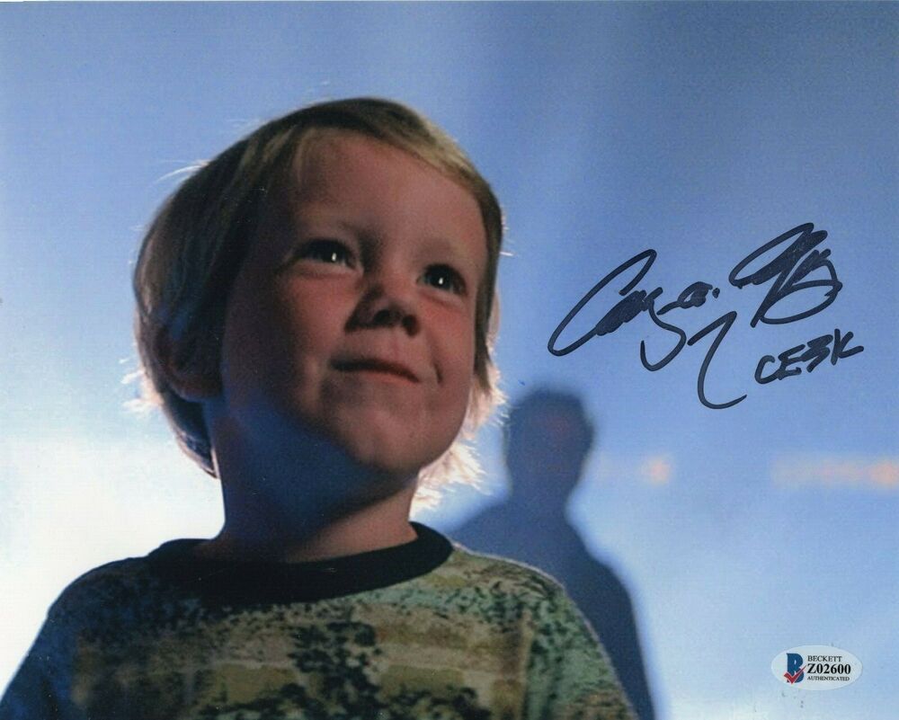 Cary Guffey Signed Close Encounters Third Kind 8x10 Photo Poster painting w/Beckett Z02600