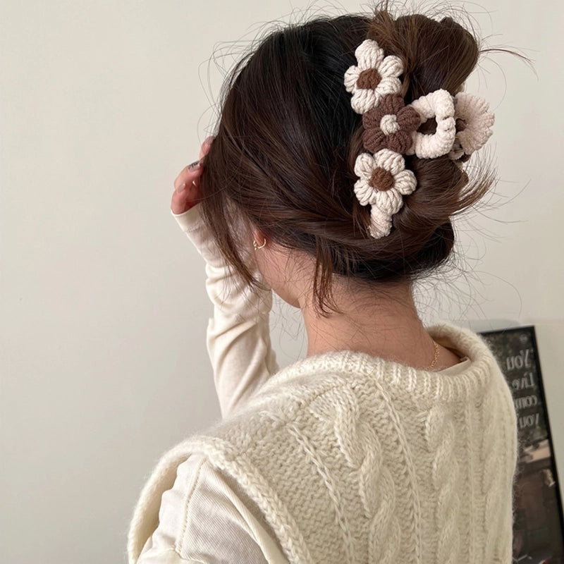 Vintage Style Flower Yarn Hair Claws