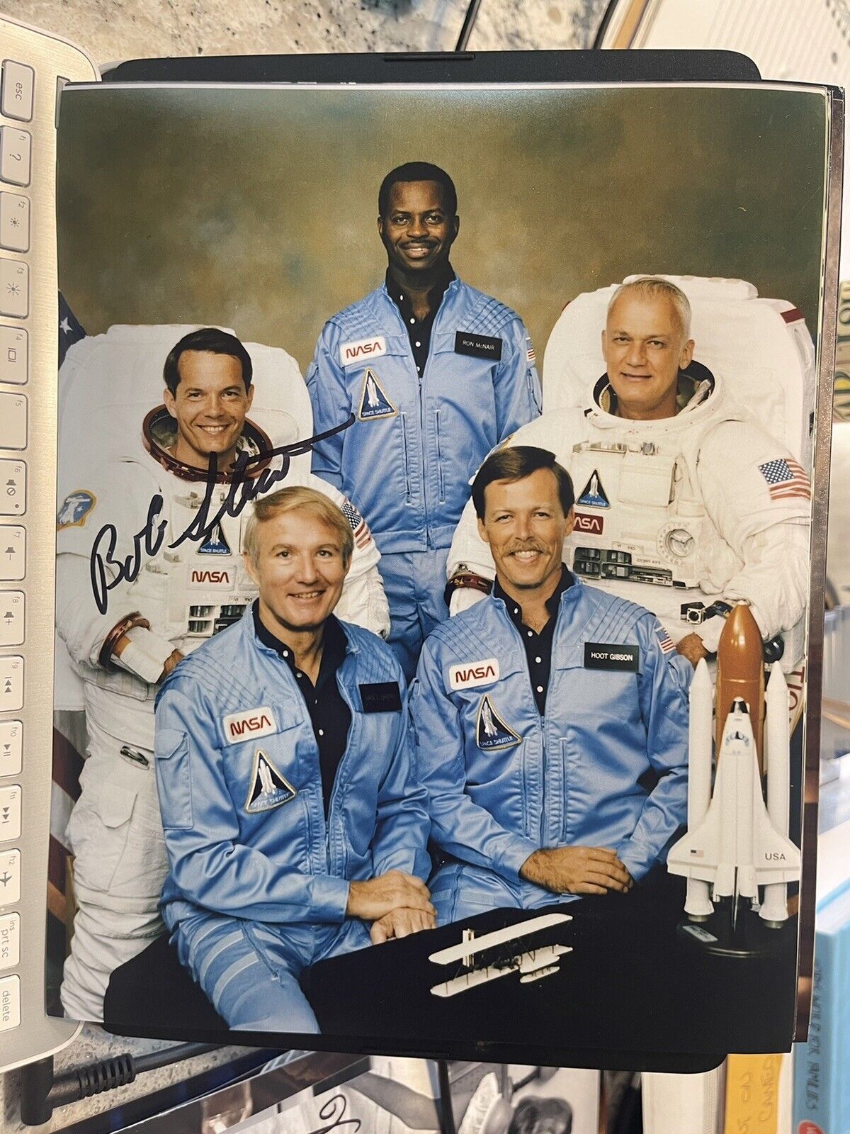 ROBERT L. STEWART BOB NASA ASTRONAUT SIGNED 8x10 Photo Poster painting STS-1 BECKETT BAS COA D3