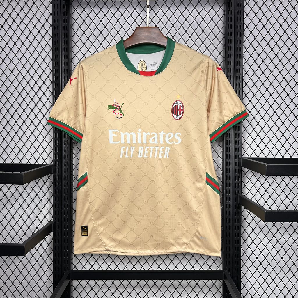 AC MIlan maillot foot concept GUCCI 2024 2025 | La Maison du Maillot