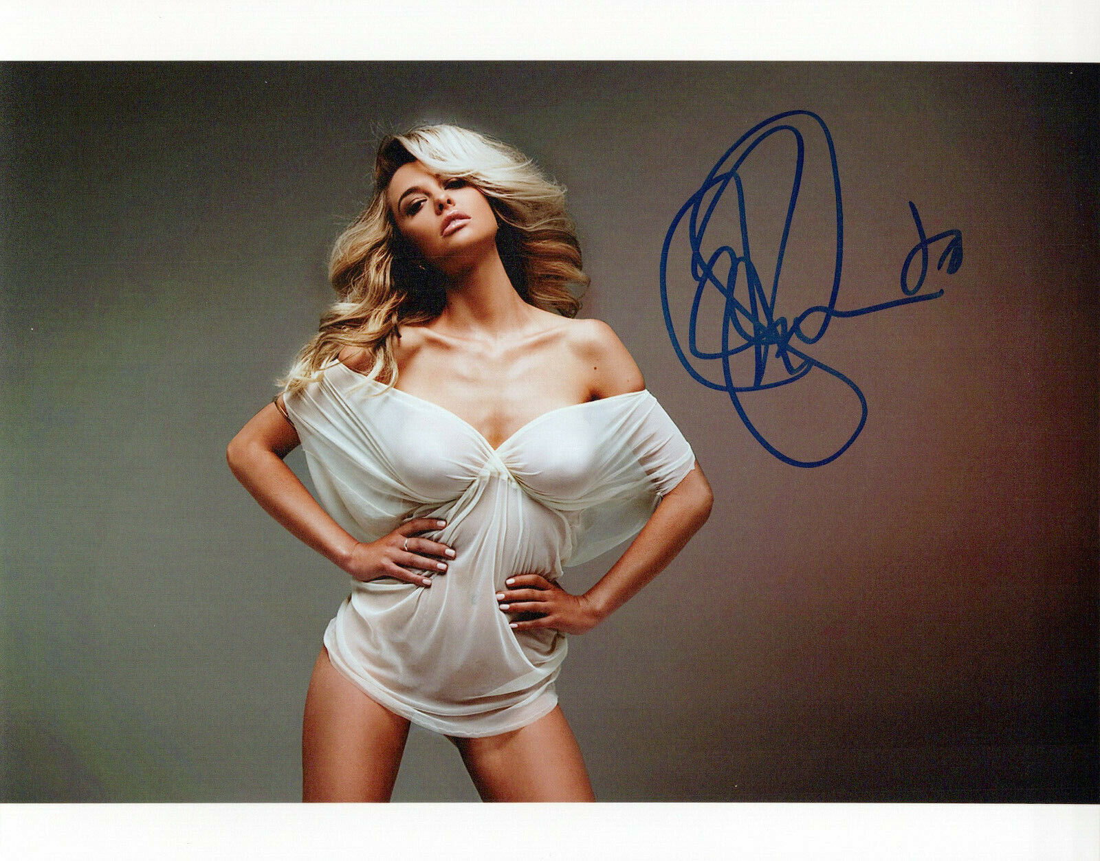 Emily Sears glamour shot autographed Photo Poster painting signed 8x10 #2