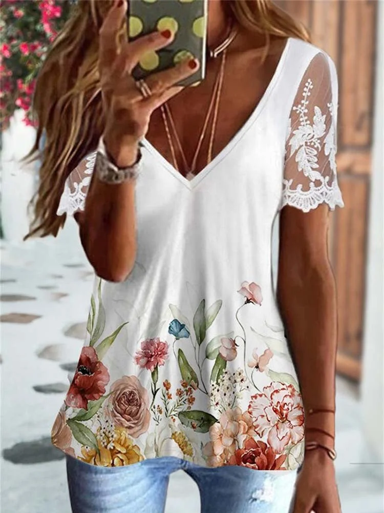 Women's Short Sleeve V-neck Lace Stitching Floral Printed Top