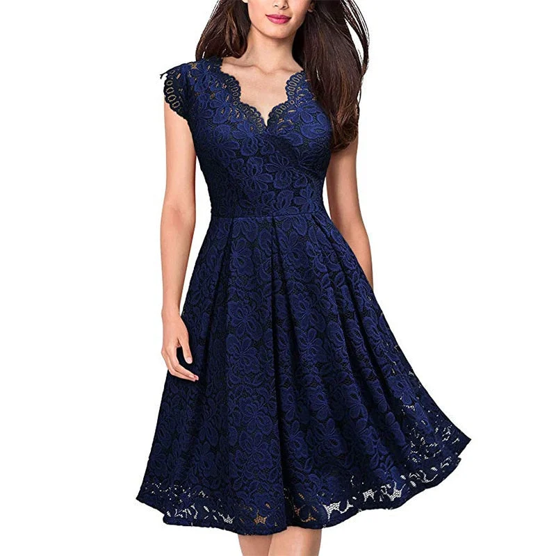 Summer Women Party Dress Vintage V Neck Sleeveless Dress Lace Elegant Ladies Dresses with High Quality Lace (Size S on Model)