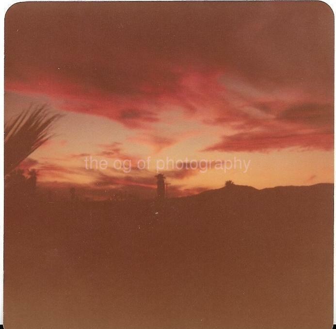 FOUND Photo Poster paintingGRAPH Color SKY ON FIRE Original Snapshot VINTAGE 16 16 W