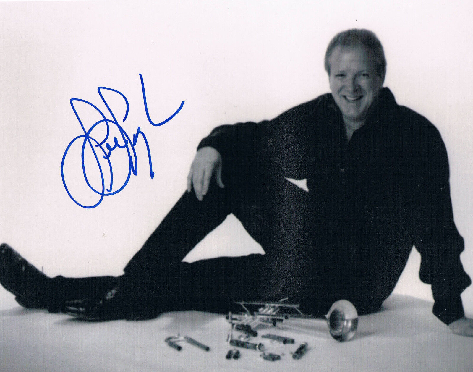 Chicago Lee Loughnane 1946- genuine autograph Photo Poster painting 8x10