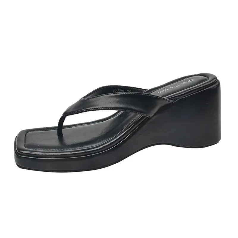 Zhungei Square Toe Wedge Flip Flops Women Korean Style Clip Toe Platform Sandals Woman Summer 2024 Outdoor Non Slip Beach Slippers