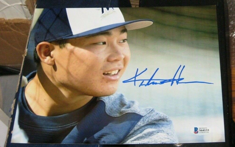 KESTON HIURA MILWAUKEE BREWERS SIGNED AUTOGRAPHED 8X10 Photo Poster painting BAS BASEBALL S64133