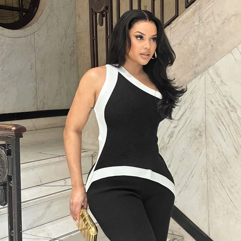 Uveng Uveng Summer New Design Feeling Black And White Crash Color Sexy Hanging Neck Strap Slant Shoulder Vest Top