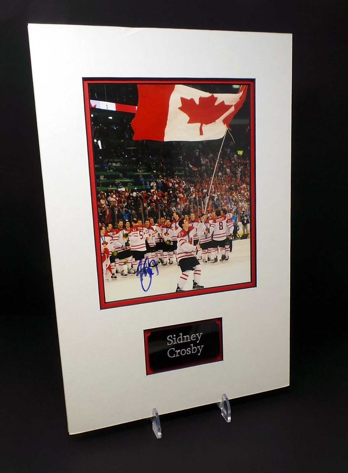 Sidney CROSBY Team Canada Ice Hockey Signed & Mounted 10x8 Photo Poster painting AFTAL RD COA