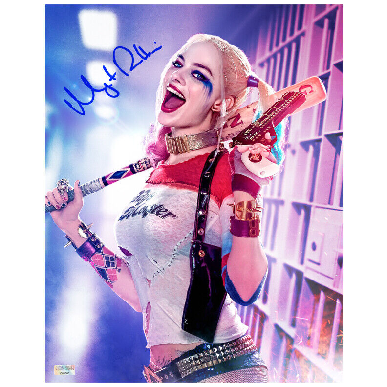 Margot Robbie Autographed Suicide Squad Harley Quinn 11×14 Photo Poster painting