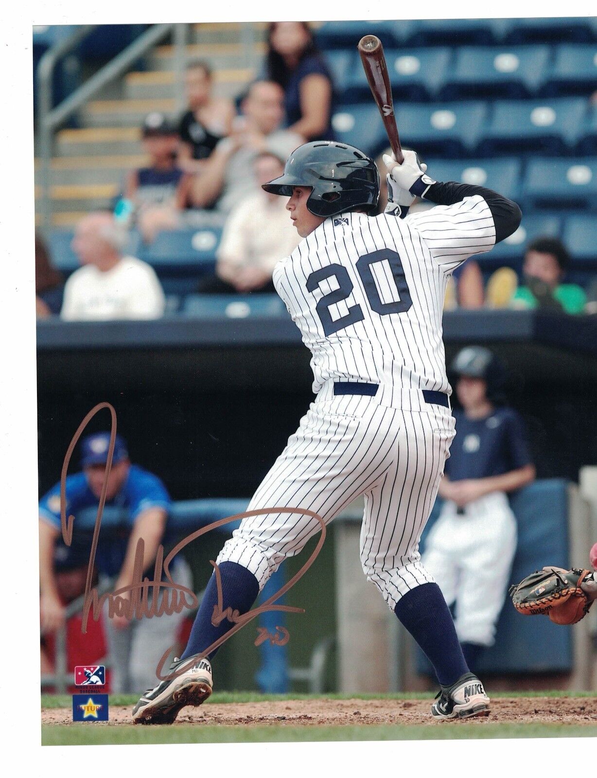 Matt Duran Staten Island Yankees Signed 8 x 10