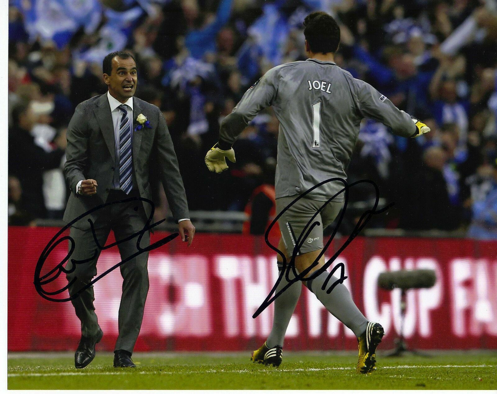 Roberto Martinez & Joel Robles Signed 10X8 Photo Poster painting Fa Cup Wigan Athletic (1311)