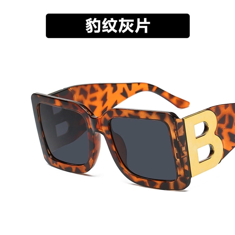 Retro Fashion Letter Women’s Sunglasses