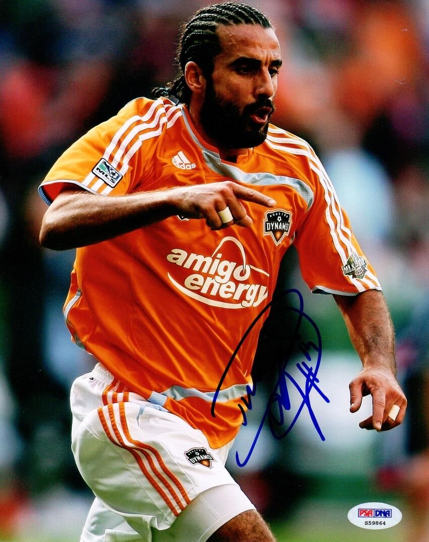 Dwayne De Rosario SIGNED 8x10 Photo Poster painting D.C. United *VERY RARE* PSA/DNA AUTOGRAPHED