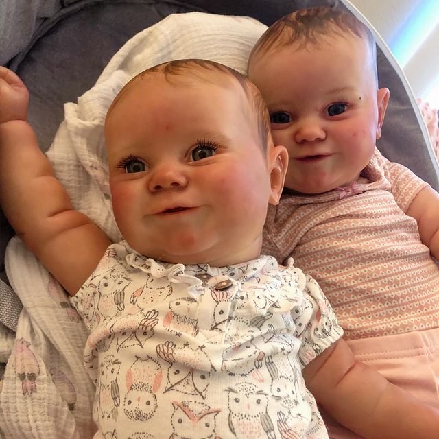 [New!]20" Truly Look Real Silicone Smile Reborn Twin Sisters Baby Dolls Set,With Clothes and Bottle
