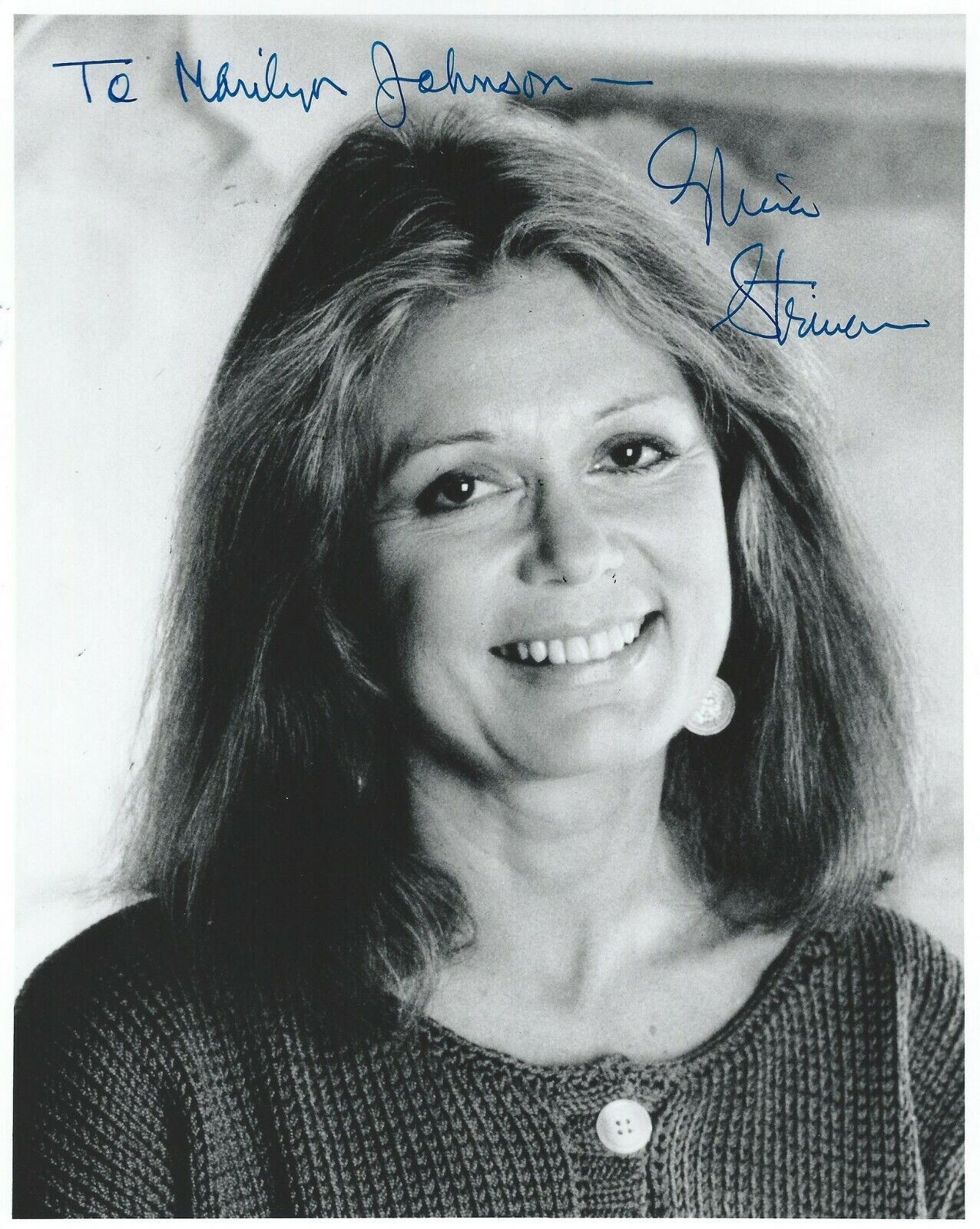 Autographed Signed 8x10 Photo Poster painting: Gloria Steinem