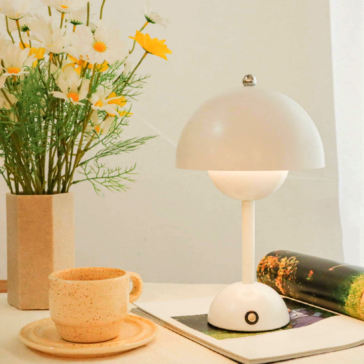 Minimalist Flowerpot Table Lamp - Three Colors Dimmable Art Decor Lamp CSTWIRE