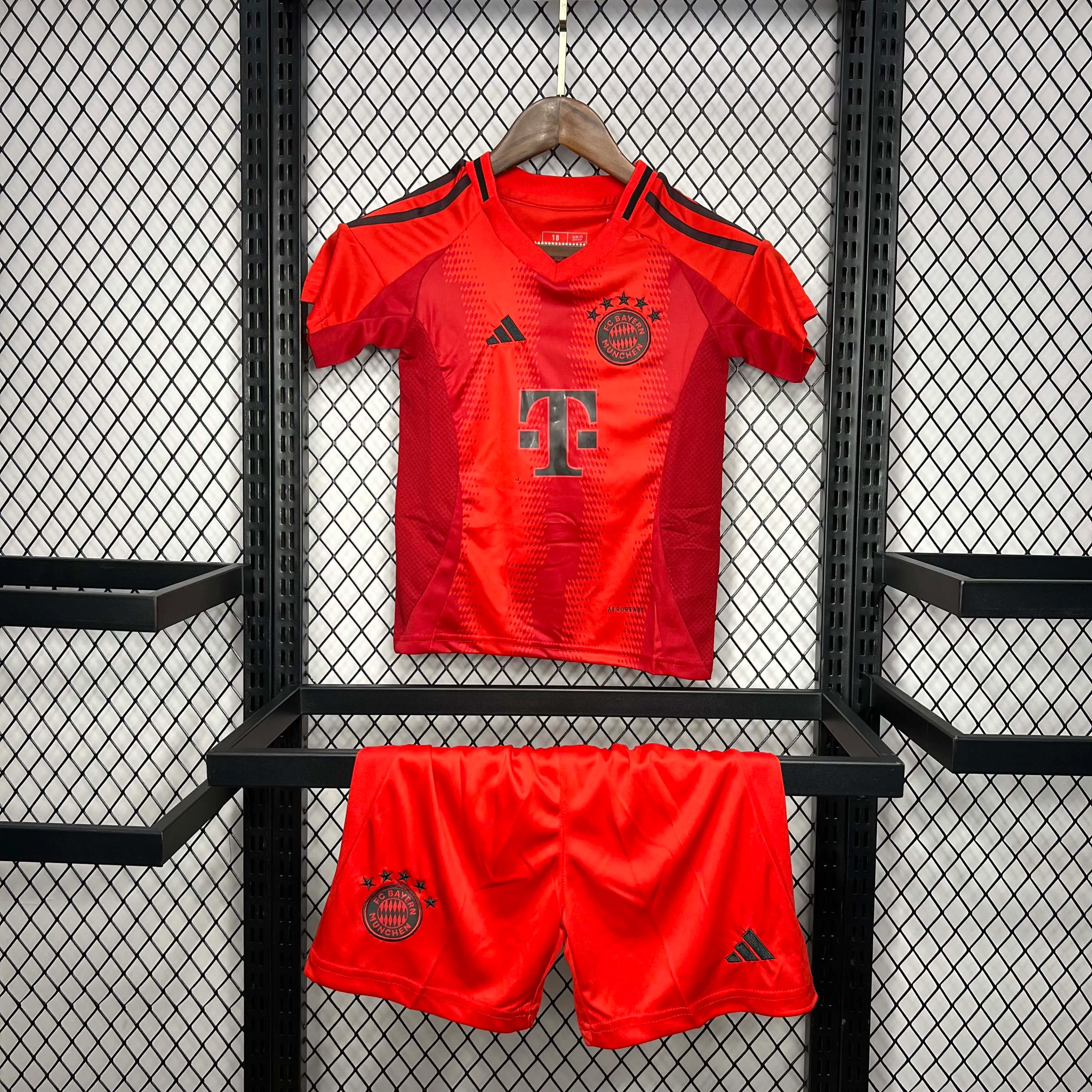 2024-2025 KIDS Bayern Munich Home Football Shirt 1:1 Thai Quality