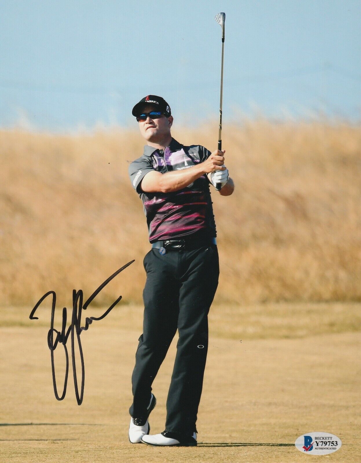 ZACH JOHNSON Signed 8X10 Photo Poster painting with Beckett COA