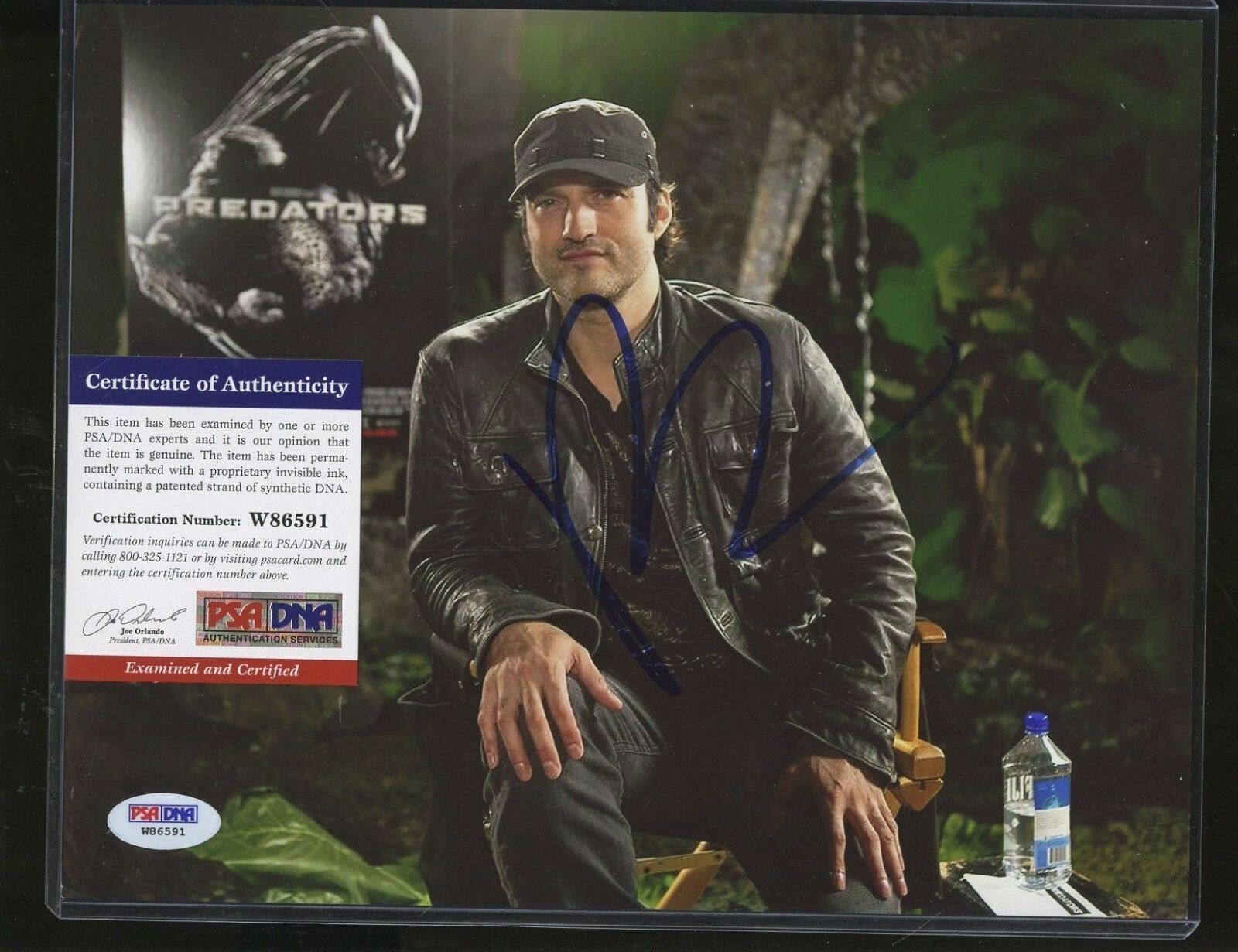 Robert Rodriguez as director of Predators signed 8x10 autographed Photo Poster painting PSA COA