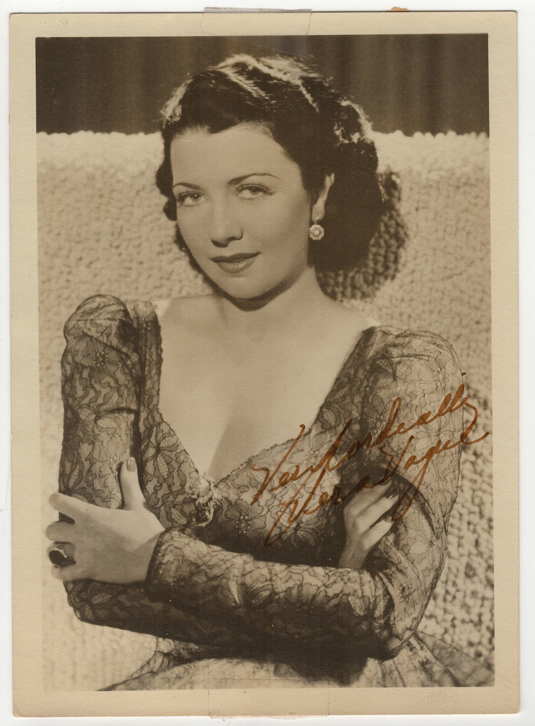 Vera Vague signed autographed vintage Photo Poster painting! RARE! Guaranteed Authentic! 2574