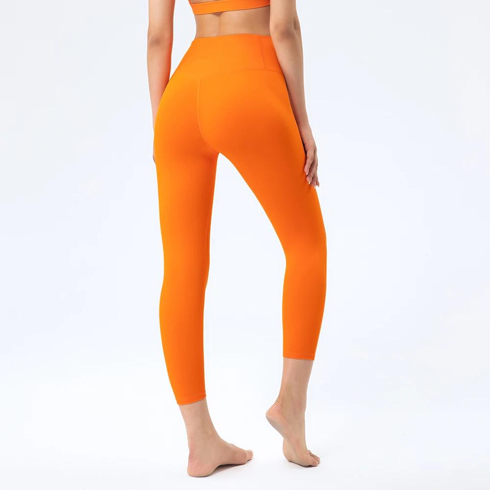 Hergymclothing comfortable capri tights with pockets