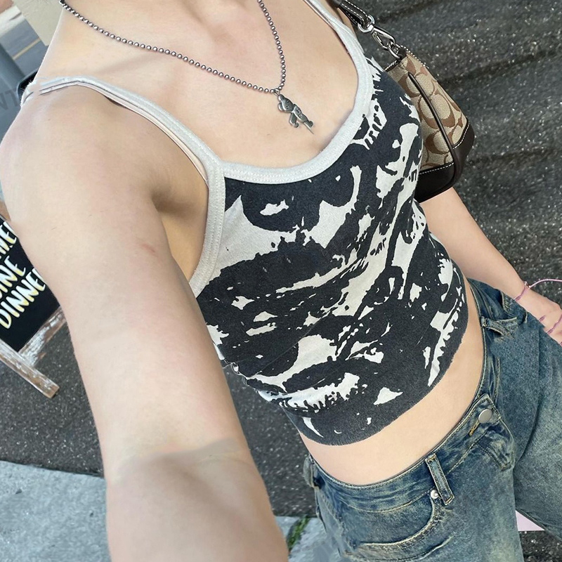 Gothic Portrait Print T-Shirt Aesthetic Y2K Crop Tops Short Sleevle Vest Tees Harajuku