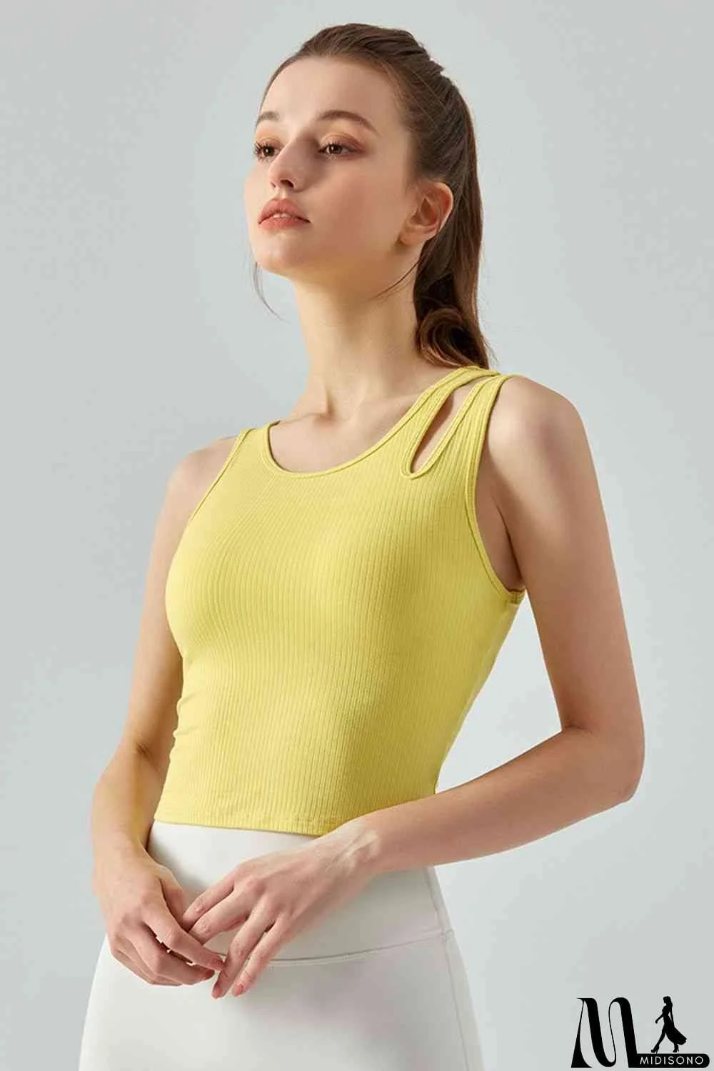 MidiSono - Ribbed Round Neck Sports Tank Top