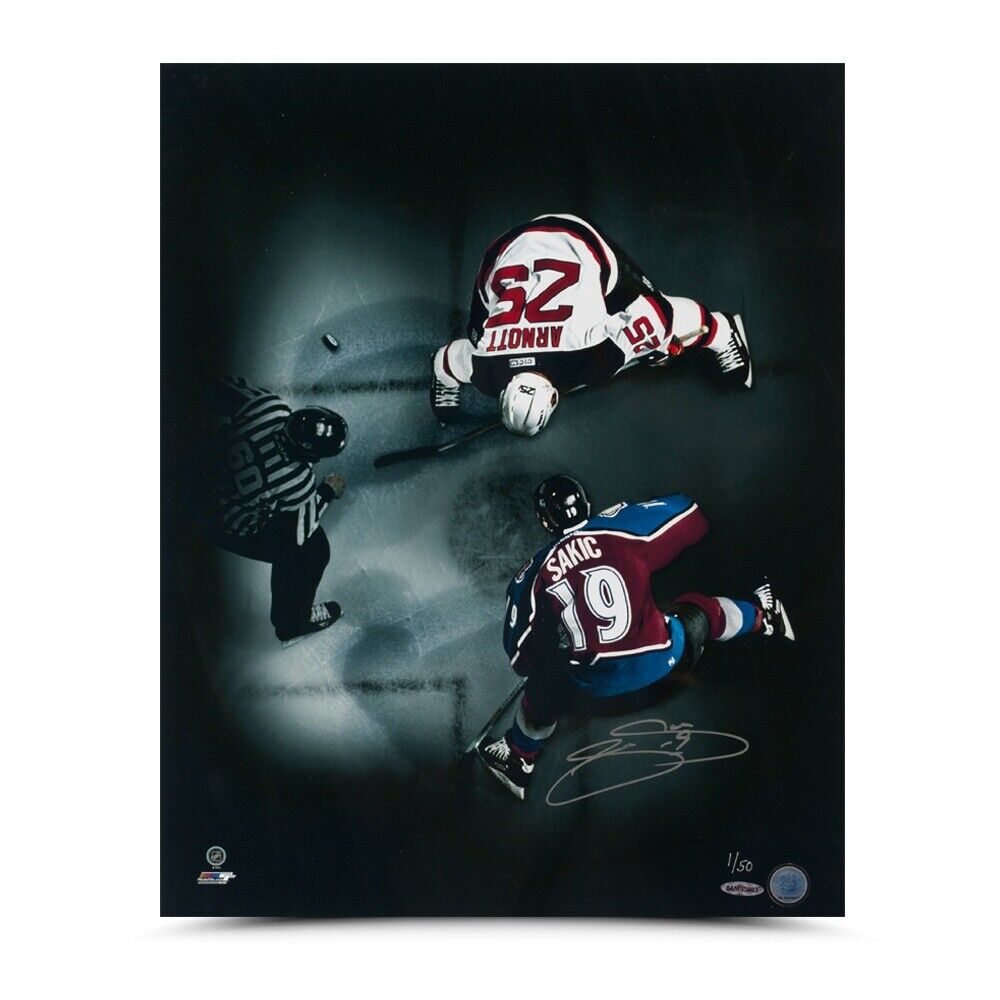 Joe Sakic Signed Autographed 16X20 Photo Poster painting Face-Off