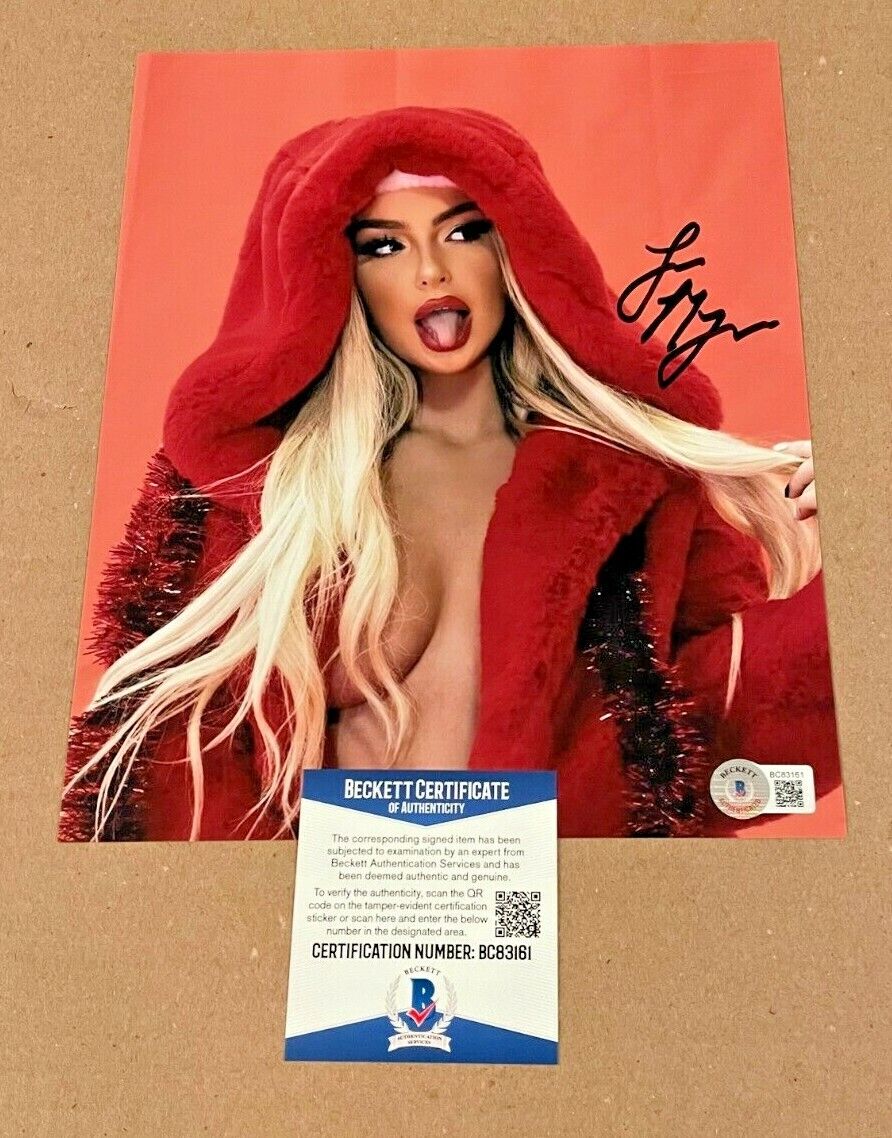 TANA MONGEAU SIGNED SUPER SEXY 8X10 Photo Poster painting BECKETT CERTIFIED BAS