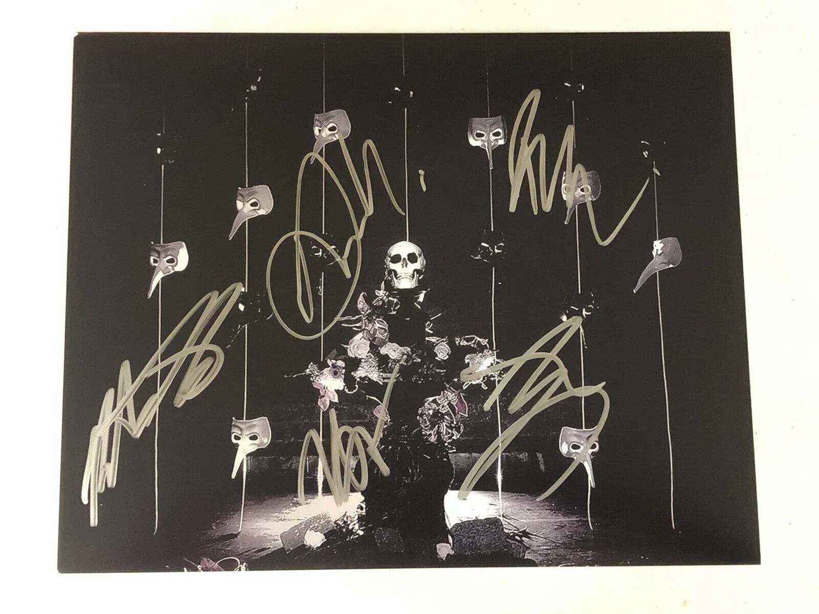 CROWN THE EMPIRE AUTOGRAPHED SIGNED Photo Poster painting 1 WITH EXACT SIGNING PICTURE PROOF