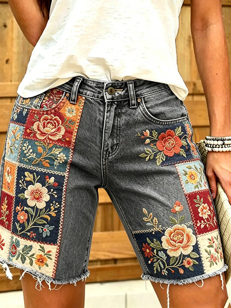 Women's Retro Bohemian Floral Art Print Casual Washed Cotton Denim Shorts