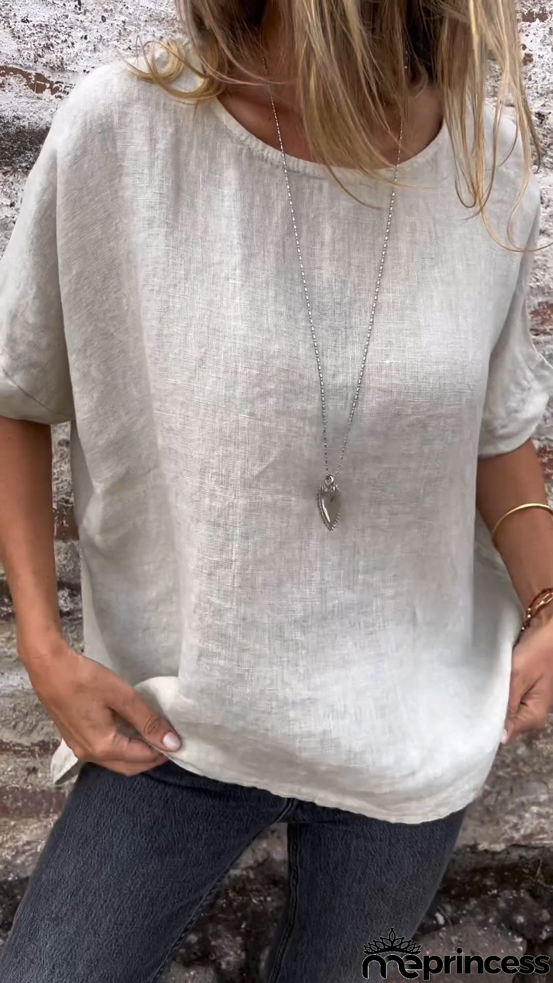 Luxurious and cool Blouse