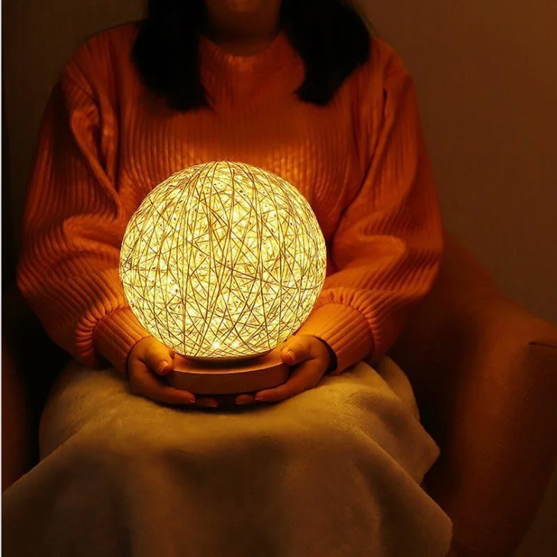 4 Colors Sepak Takraw Light Wood Table Lamp、14413221362536236236、sdecorshop