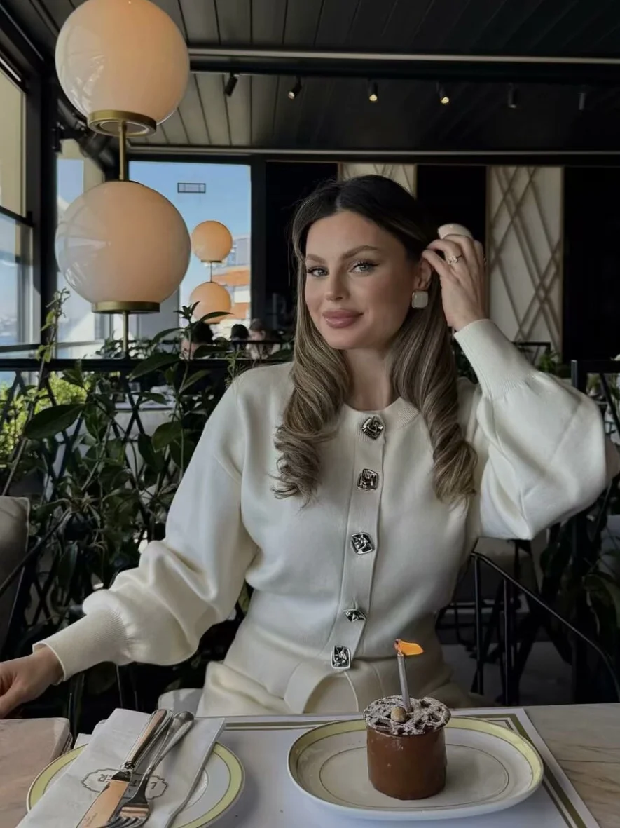 Nigikala Nigikala Button-Up Knitwear Jacket + High-Waisted Mini Skirt Suit Female B88814