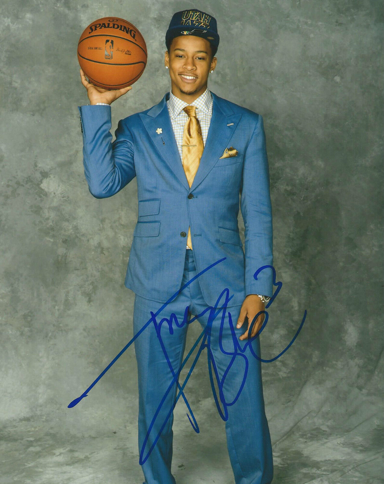 **GFA Utah Jazz-Michigan Wolverines *TREY BURKE* Signed 8x10 Photo Poster painting T4 COA**