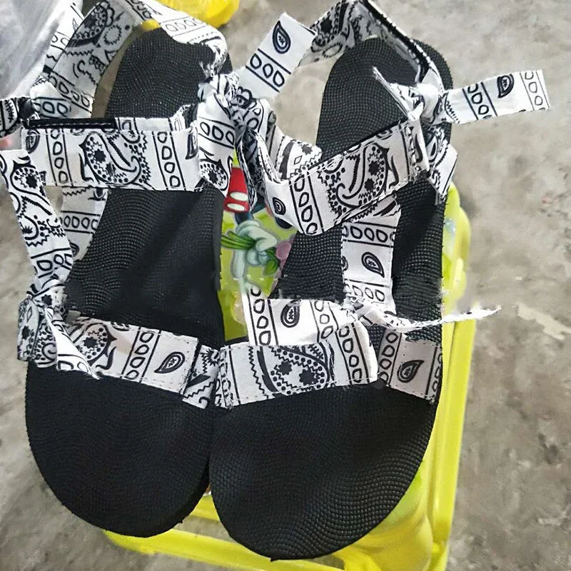 Women Flat Sandals graffiti Bandana Shoes Summer Outdoor Platform Sandals Open Toe Cute Bow Casual Ladies Beach Shoes 43