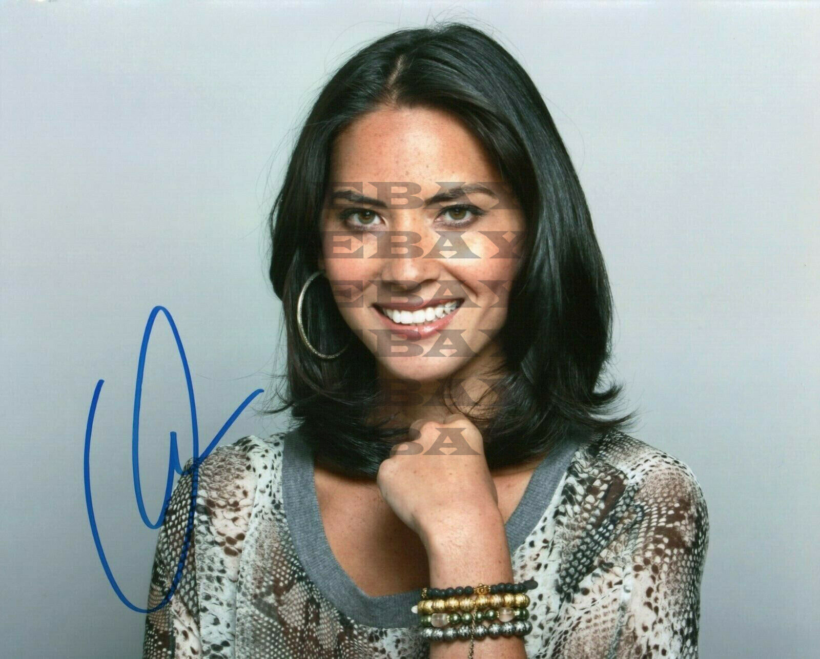 Olivia Munn Autographed Signed 8x10 Photo Poster painting Reprint